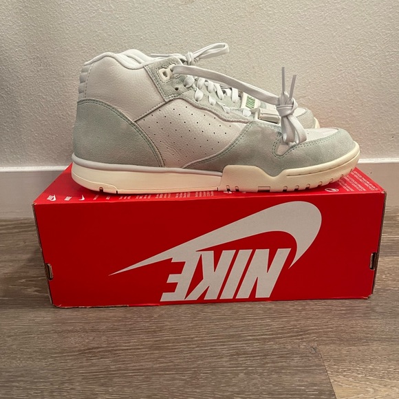 Nike Air Trainer 1 Green/White Mens Sneakers Size 10 DX4462-300 - Picture 2 of 4